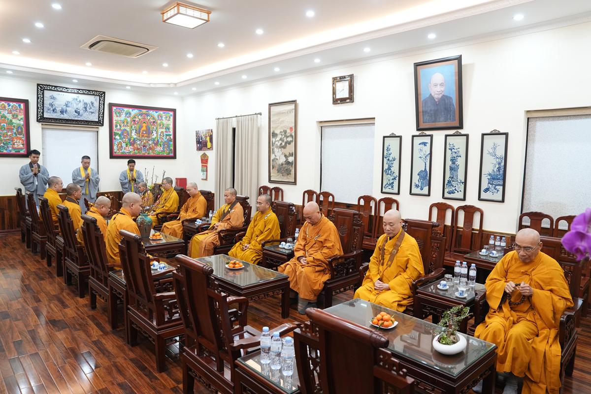 Hà Nội: Lễ kỷ niệm ngày Đức Phật Thành đạo và 28 năm hình thành Đạo tràng Pháp Hoa miền Bắc tại chùa Bằng插图19