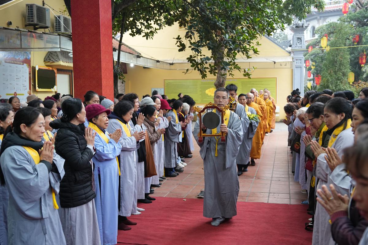 Hà Nội: Lễ kỷ niệm ngày Đức Phật Thành đạo và 28 năm hình thành Đạo tràng Pháp Hoa miền Bắc tại chùa Bằng插图20