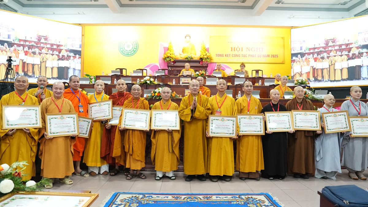 Tổng kết Ban Từ thiện Xã hội TW GHPGVN năm 2025: Hơn 2.161 tỷ đồng phụng sự nhân sinh插图21