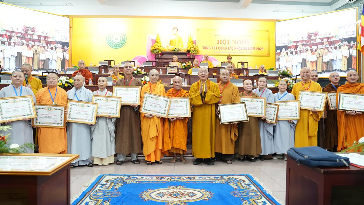 Tổng kết Ban Từ thiện Xã hội TW GHPGVN năm 2025: Hơn 2.161 tỷ đồng phụng sự nhân sinh插图22