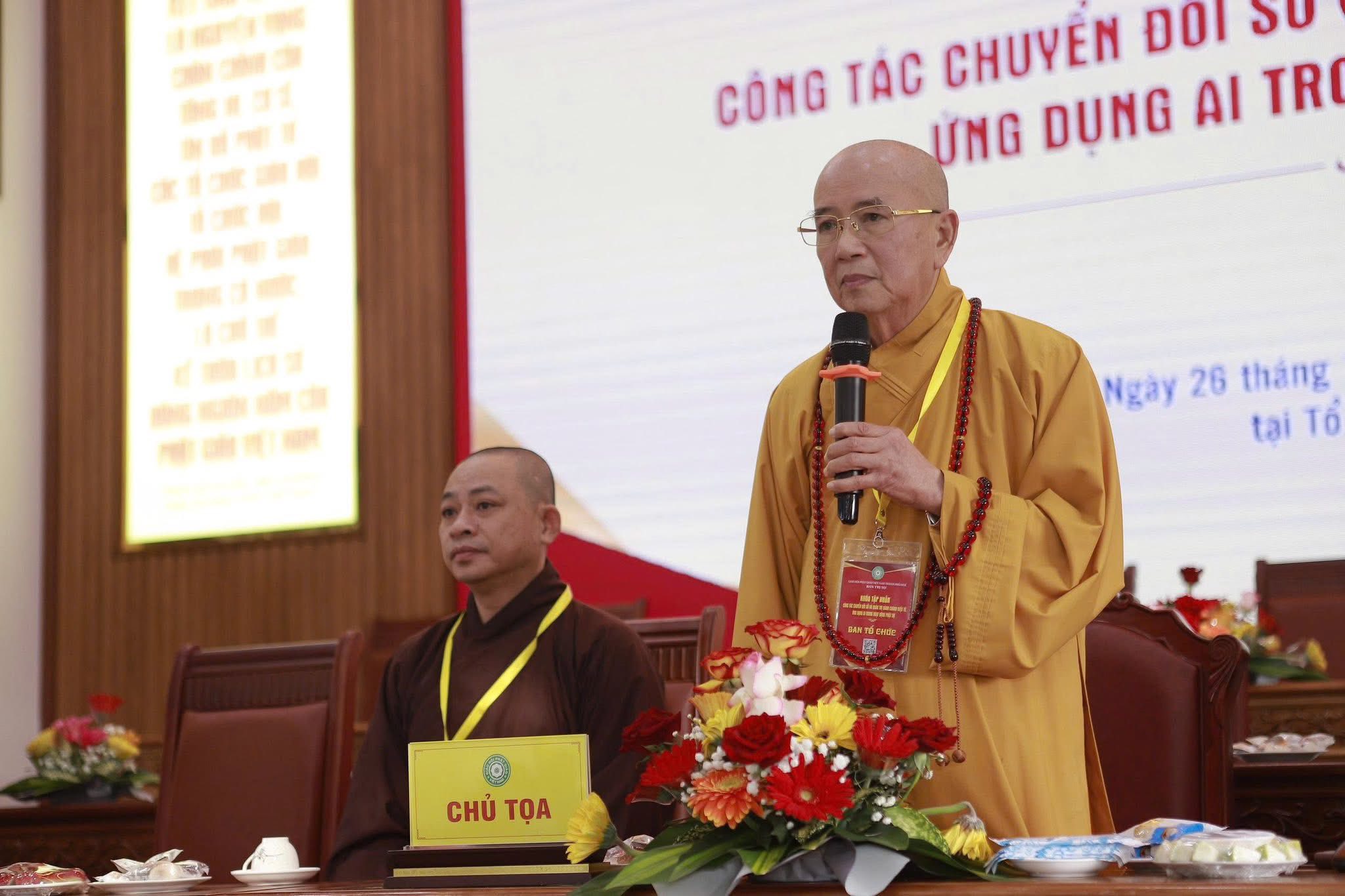 Văn phòng 2 GHPGVN hướng dẫn ứng dụng Trí tuệ nhân tạo vào hành chính và hoằng pháp cho Phật giáo TP. Huế插图