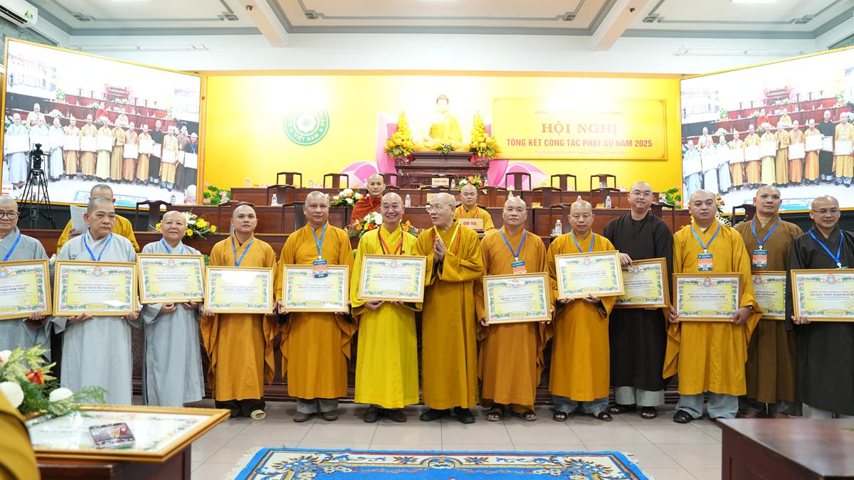 Tổng kết Ban Từ thiện Xã hội TW GHPGVN năm 2025: Hơn 2.161 tỷ đồng phụng sự nhân sinh插图31