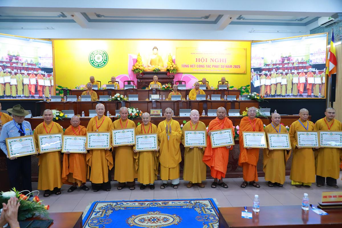 Hội nghị tổng kết công tác Phật sự năm 2025 của Ban Hướng dẫn Phật tử TW: Nhìn lại một năm phụng sự – Định hướng con đường lan tỏa Chính pháp插图30