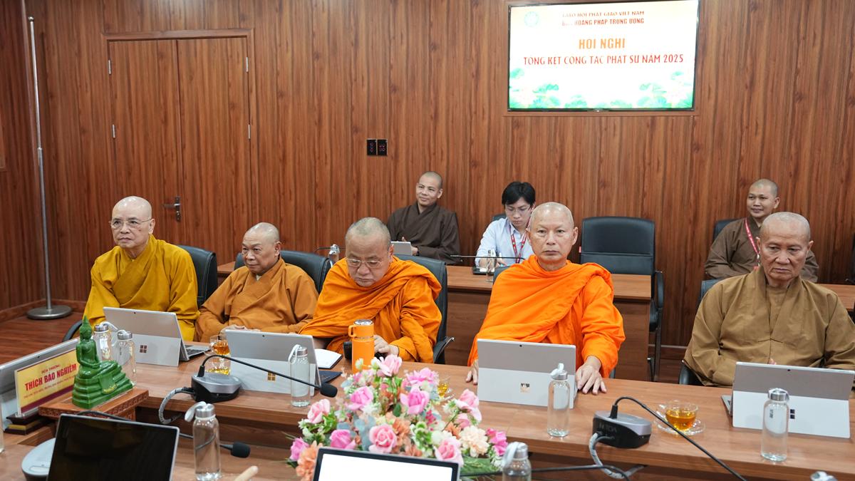 Hoằng pháp giữa dòng chảy thời đại: Ban Hoằng pháp TW GHPGVN tổng kết công tác Phật sự năm 2025插图37