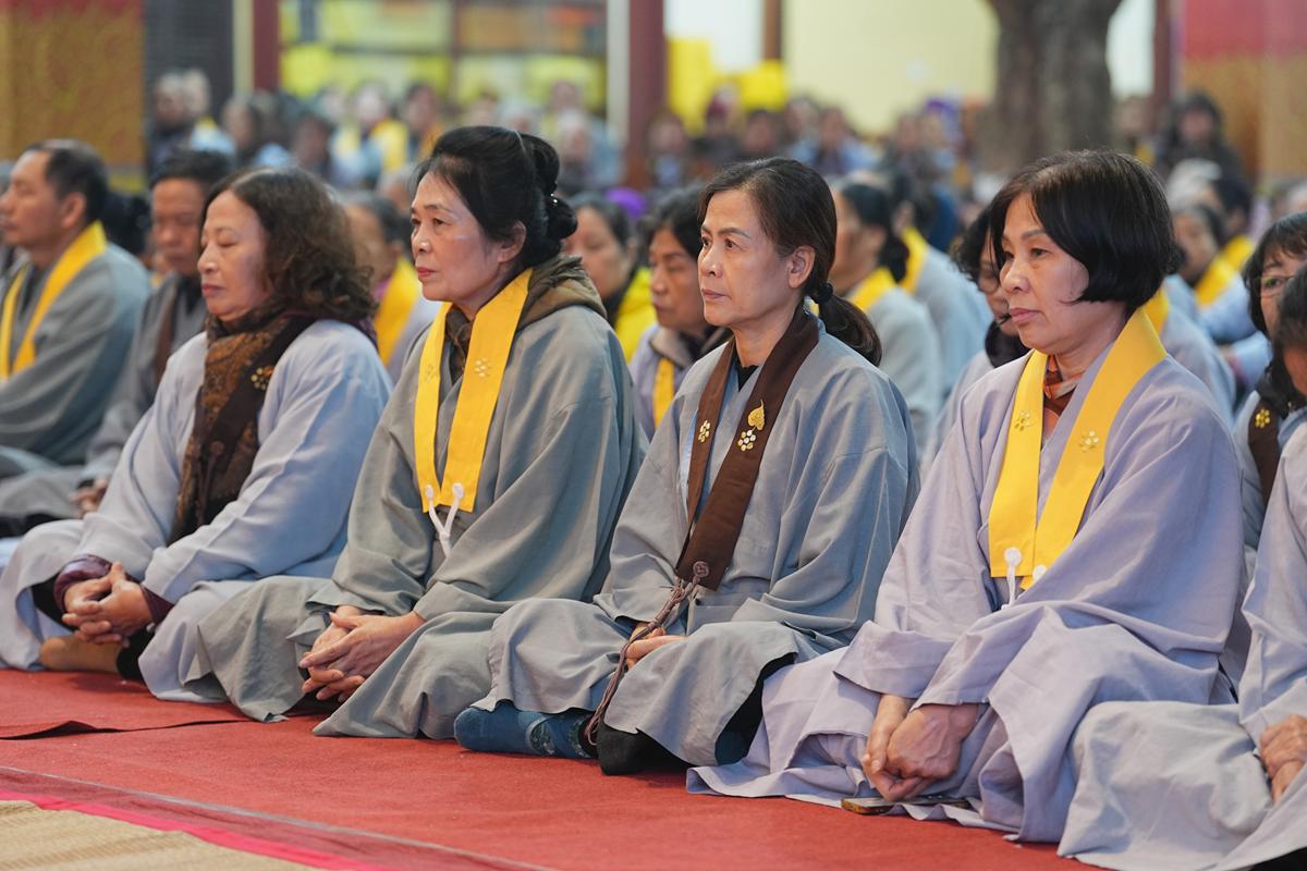 Hà Nội: Lễ kỷ niệm ngày Đức Phật Thành đạo và 28 năm hình thành Đạo tràng Pháp Hoa miền Bắc tại chùa Bằng插图44