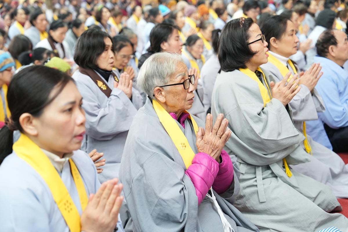 Hà Nội: Lễ kỷ niệm ngày Đức Phật Thành đạo và 28 năm hình thành Đạo tràng Pháp Hoa miền Bắc tại chùa Bằng插图75