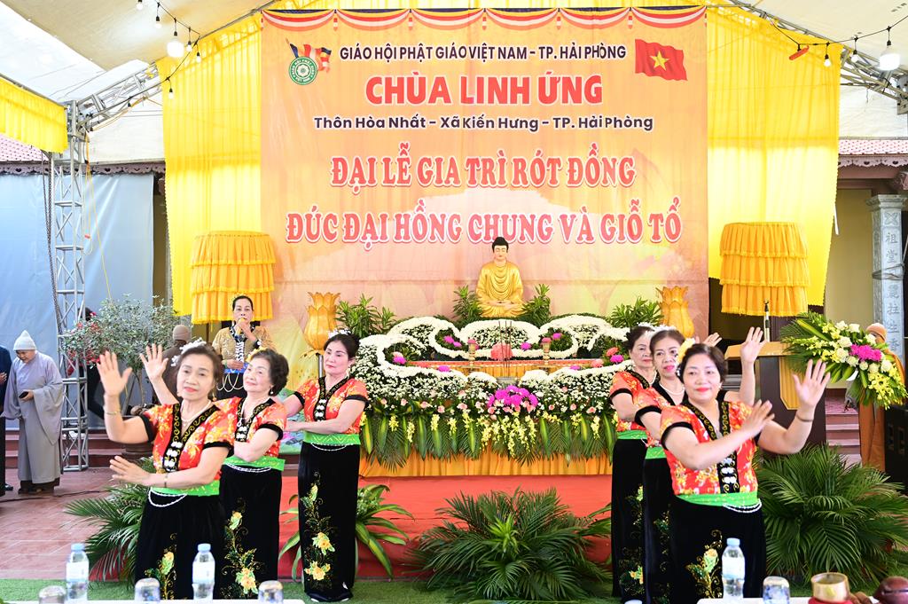 Hải Phòng: Lễ rót đồng đúc Đại hồng chung tại chùa Linh Ứng (chùa Hòa Nhất)插图18