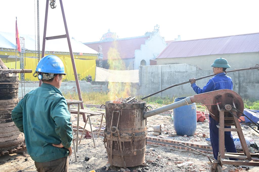 Hải Phòng: Lễ rót đồng đúc Đại hồng chung tại chùa Linh Ứng (chùa Hòa Nhất)插图44