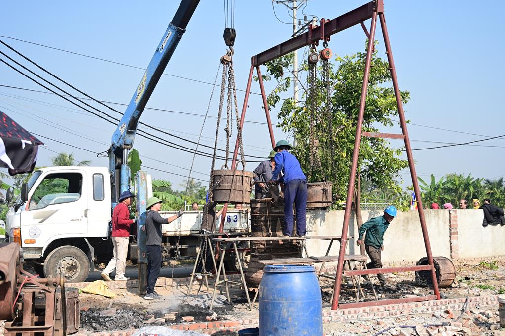 Hải Phòng: Lễ rót đồng đúc Đại hồng chung tại chùa Linh Ứng (chùa Hòa Nhất)插图58