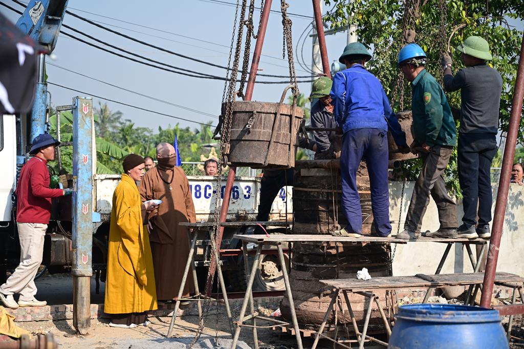 Hải Phòng: Lễ rót đồng đúc Đại hồng chung tại chùa Linh Ứng (chùa Hòa Nhất)插图59