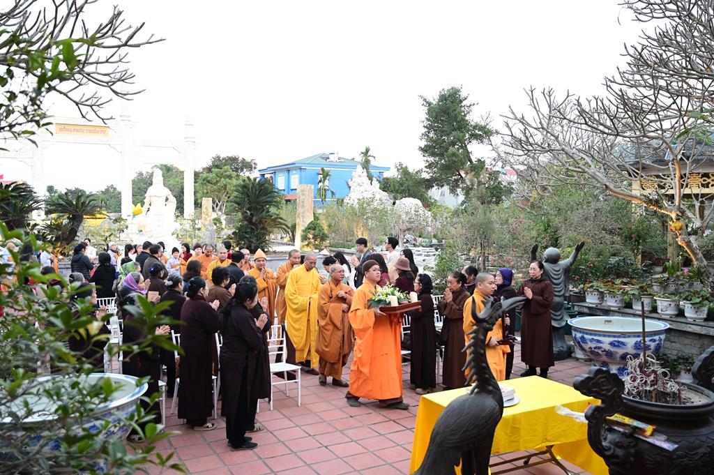 Hải Phòng: Quỹ từ thiện Chân Như chùa Hồng Phúc trao gần 260 triệu đồng cho các em học sinh, sinh viên插图27