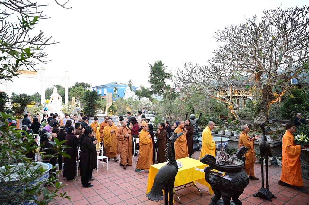 Hải Phòng: Quỹ từ thiện Chân Như chùa Hồng Phúc trao gần 260 triệu đồng cho các em học sinh, sinh viên插图28