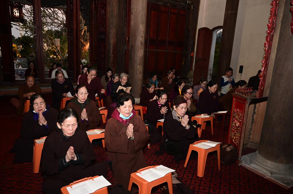 Hải Phòng: Quỹ từ thiện Chân Như chùa Hồng Phúc trao gần 260 triệu đồng cho các em học sinh, sinh viên插图33