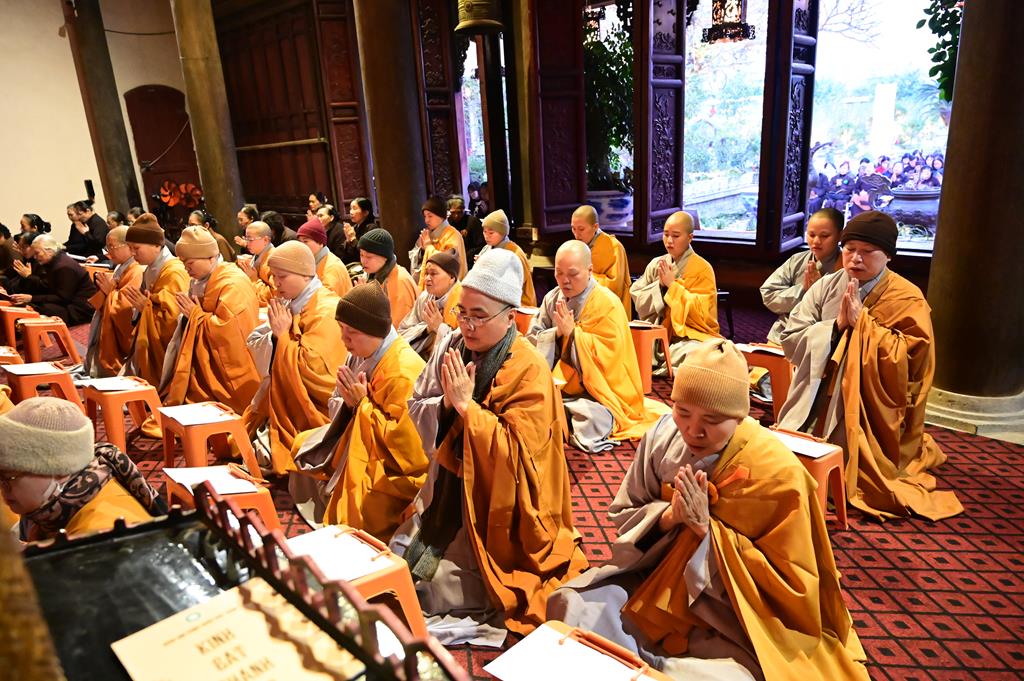 Hải Phòng: Quỹ từ thiện Chân Như chùa Hồng Phúc trao gần 260 triệu đồng cho các em học sinh, sinh viên插图6