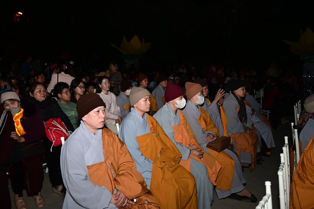 Hải Phòng: Quỹ từ thiện Chân Như chùa Hồng Phúc trao gần 260 triệu đồng cho các em học sinh, sinh viên插图55