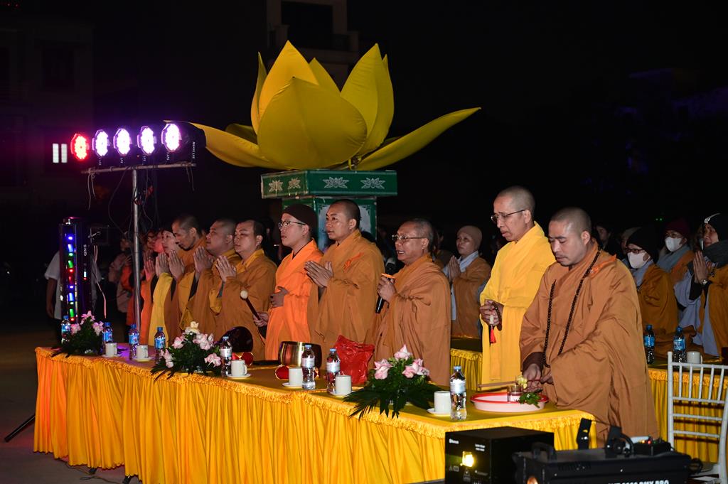 Hải Phòng: Quỹ từ thiện Chân Như chùa Hồng Phúc trao gần 260 triệu đồng cho các em học sinh, sinh viên插图58