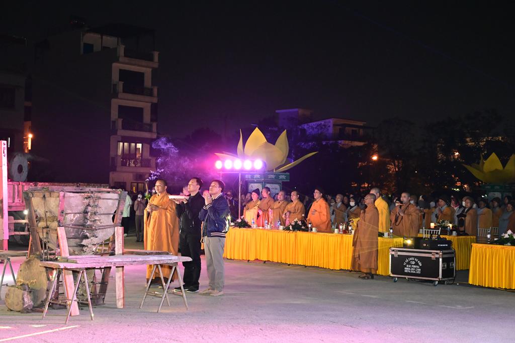 Hải Phòng: Quỹ từ thiện Chân Như chùa Hồng Phúc trao gần 260 triệu đồng cho các em học sinh, sinh viên插图62