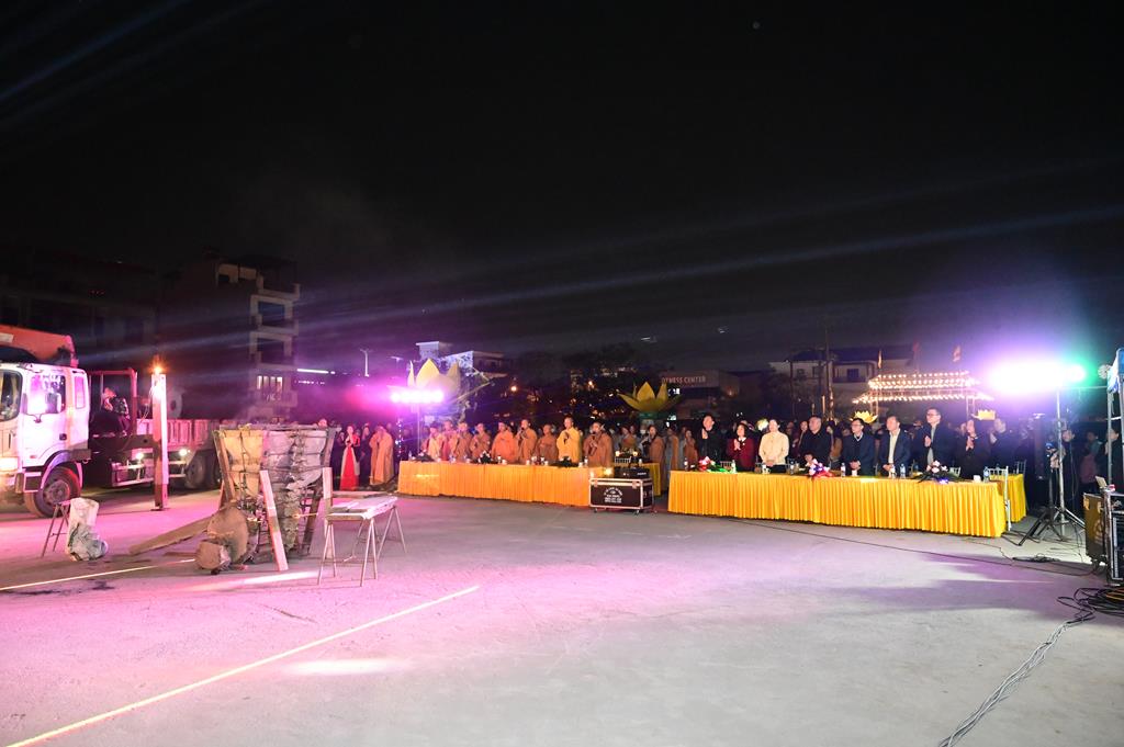 Hải Phòng: Quỹ từ thiện Chân Như chùa Hồng Phúc trao gần 260 triệu đồng cho các em học sinh, sinh viên插图70