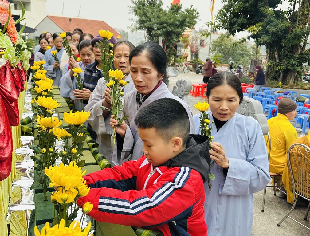 Quảng Ninh: Chùa Tiêu Dao Lễ Phật Thành Đạo插图25