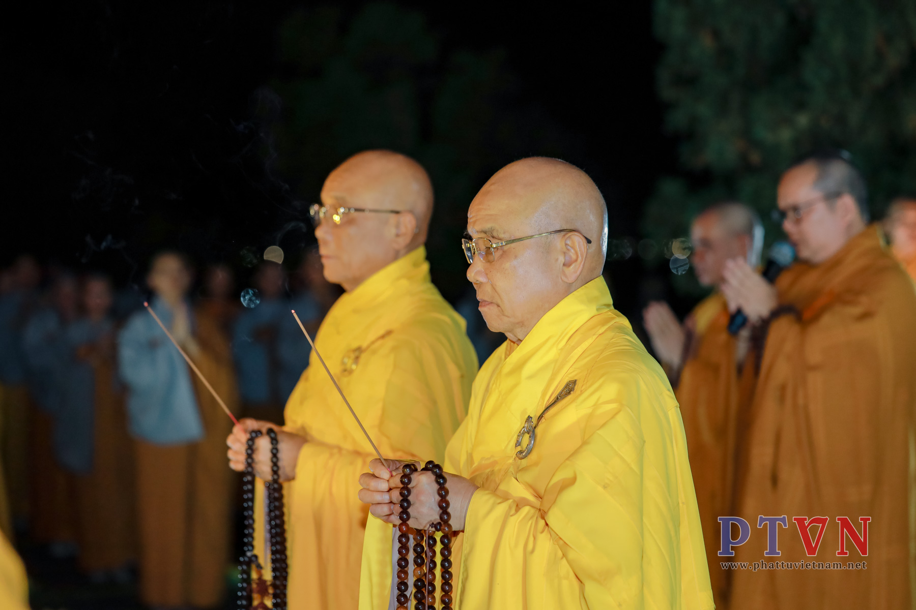 Thiêng liêng đêm kỷ niệm Phật thành đạo PL.2569 tại Tu viện Nguyên Thiều插图1