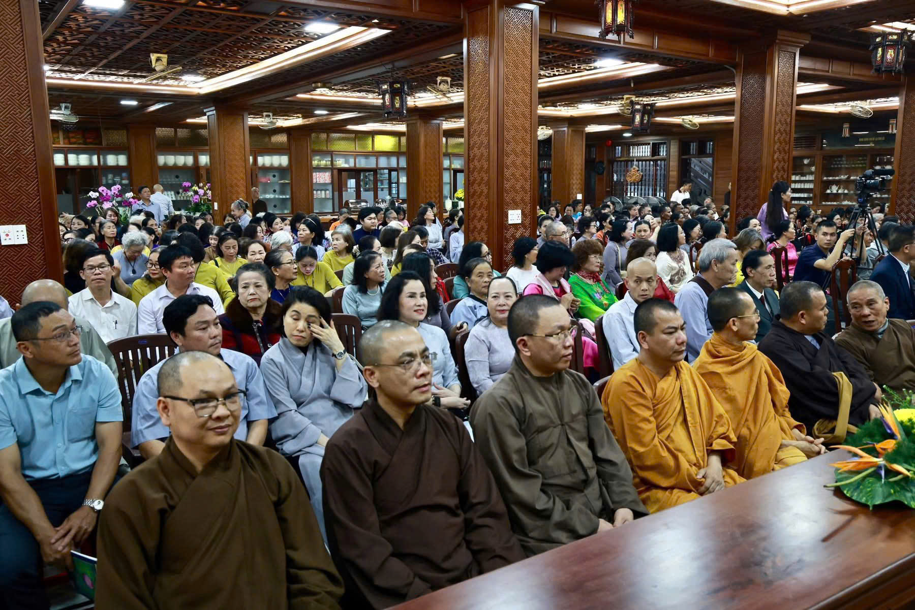 Đắk lắk: Ra mắt tập thơ “Dòng sữa mẹ thiêng liêng” của tác giả Hoài Nguyên Thủy (HT. Thích Châu Quang)插图1