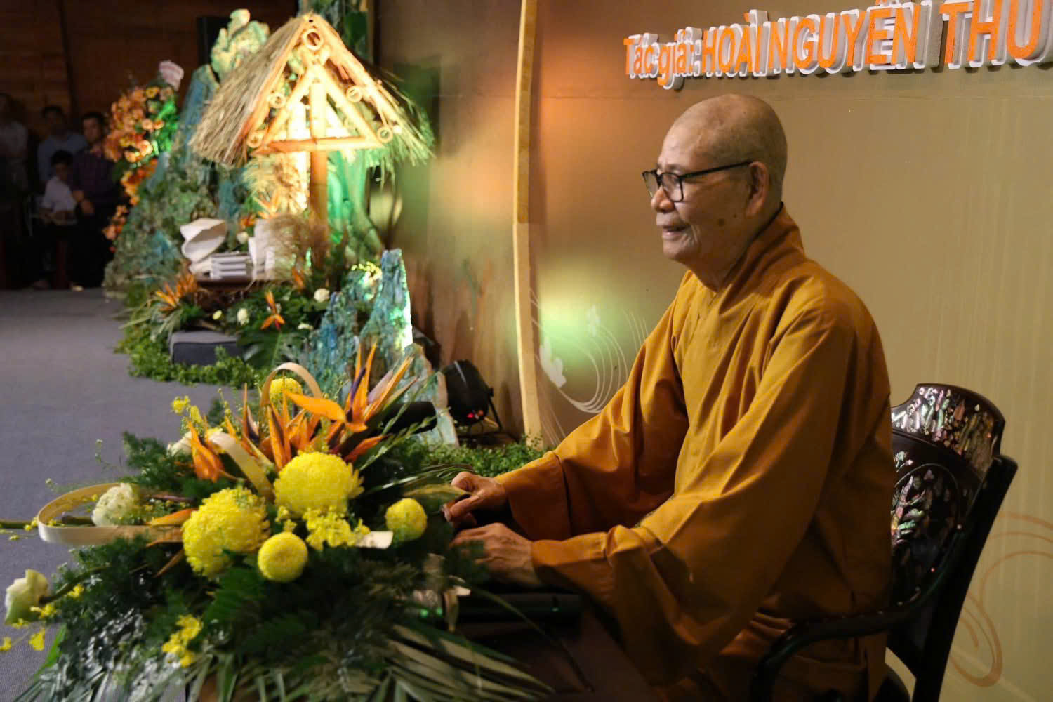 Đắk lắk: Ra mắt tập thơ “Dòng sữa mẹ thiêng liêng” của tác giả Hoài Nguyên Thủy (HT. Thích Châu Quang)插图5