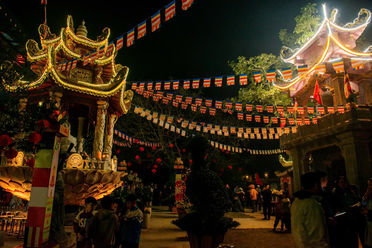 Ninh Bình: Đại lễ Khánh thành ngôi Đại Hùng Bảo Điện chùa Khánh Vân插图28 Ninh Bình: Đại lễ Khánh thành ngôi Đại Hùng Bảo Điện chùa Khánh Vân插图28