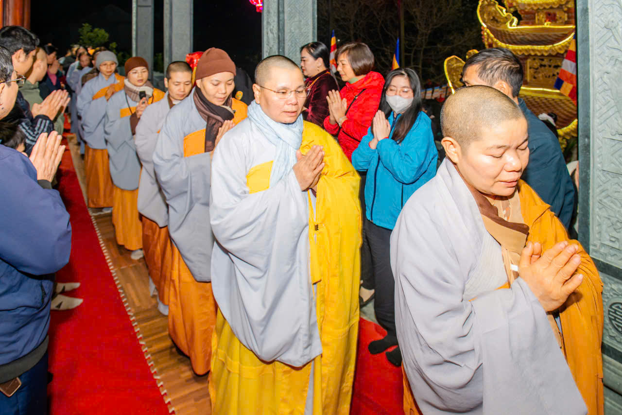 Ninh Bình: Đại lễ Khánh thành ngôi Đại Hùng Bảo Điện chùa Khánh Vân插图25 Ninh Bình: Đại lễ Khánh thành ngôi Đại Hùng Bảo Điện chùa Khánh Vân插图25