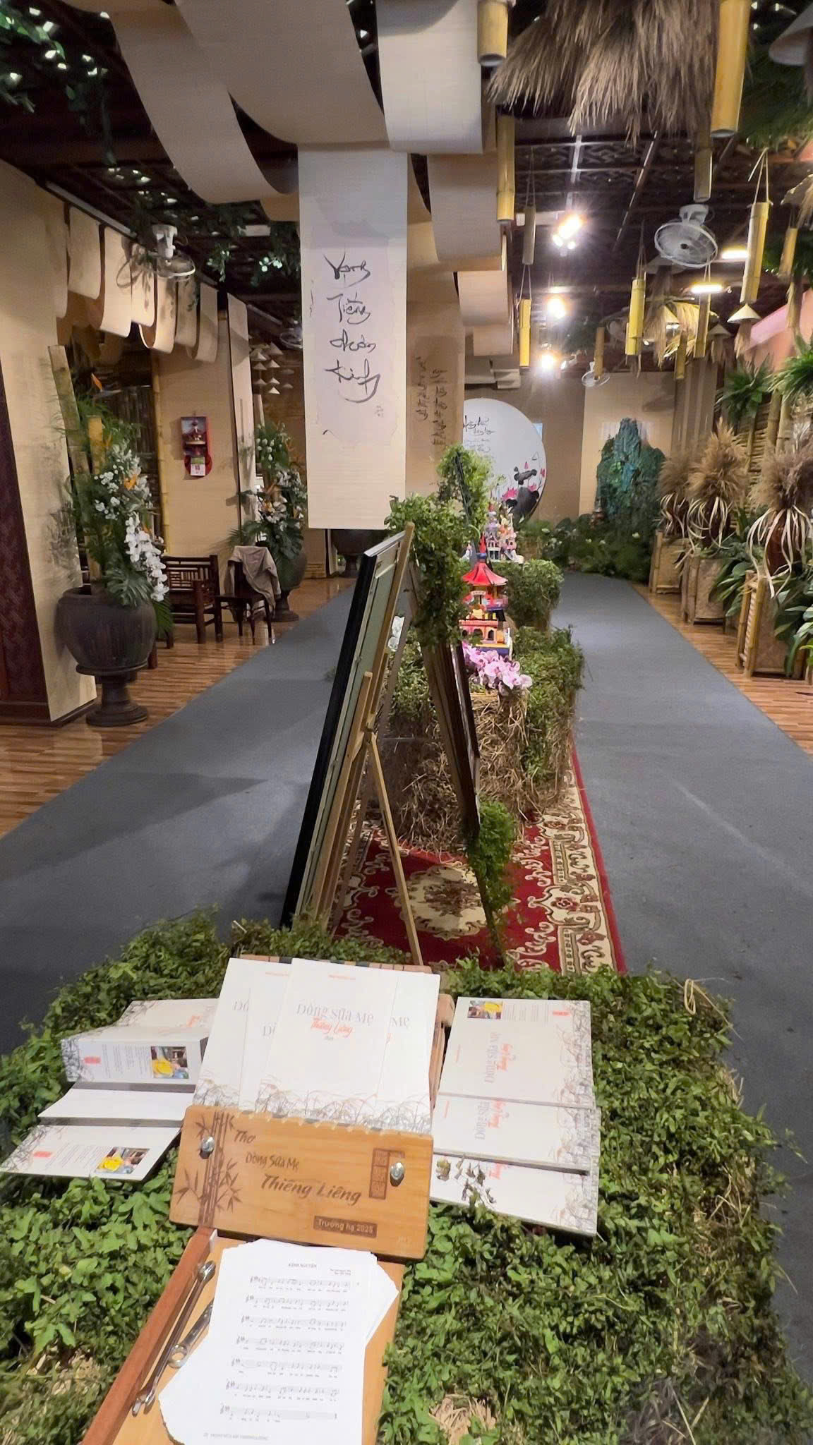 Đắk lắk: Ra mắt tập thơ “Dòng sữa mẹ thiêng liêng” của tác giả Hoài Nguyên Thủy (HT. Thích Châu Quang)插图18