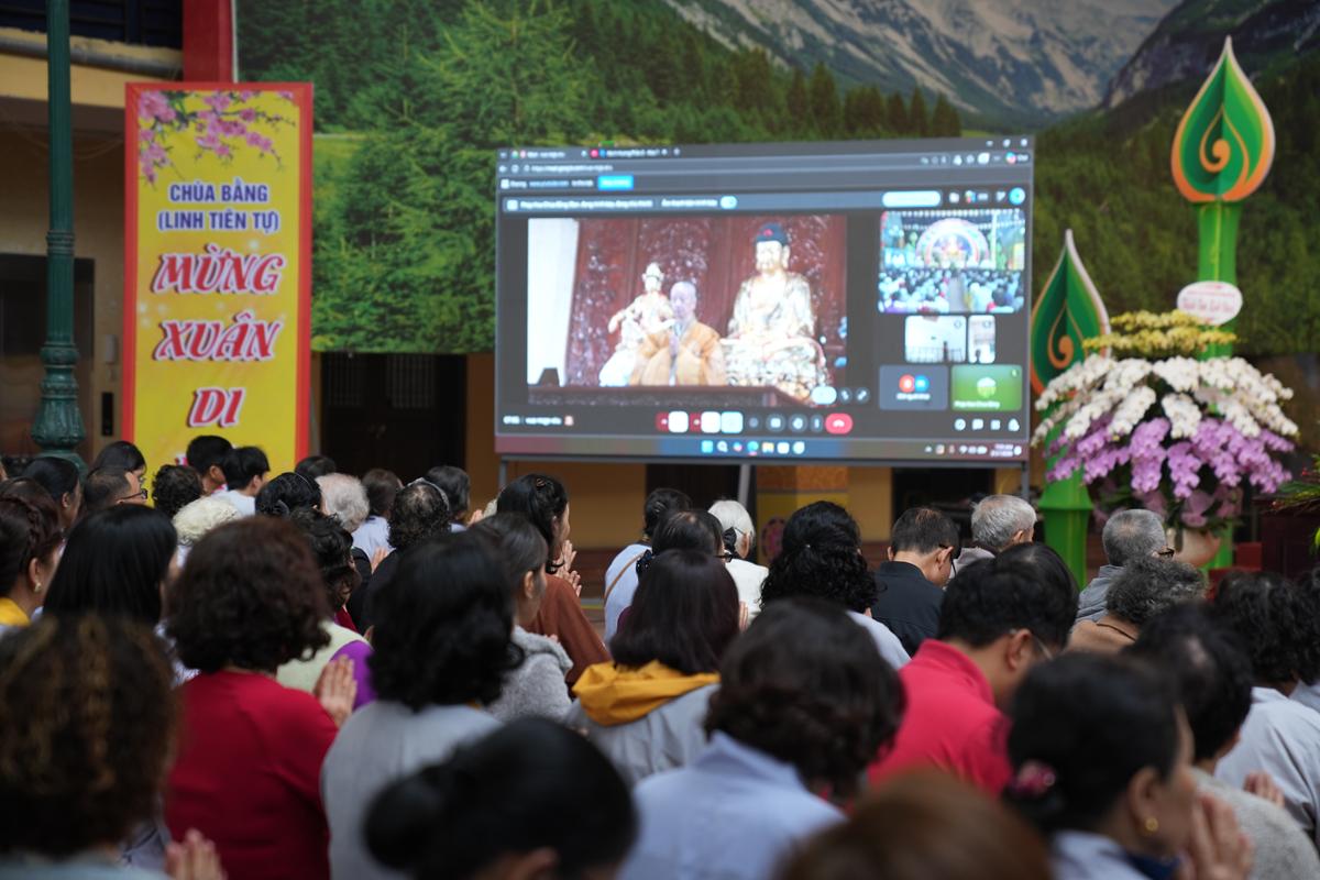 Đạo tràng Pháp Hoa trở về chùa Bằng lễ Phật, tri ân Hòa thượng Thích Bảo Nghiêm trong ngày đầu năm mới插图1