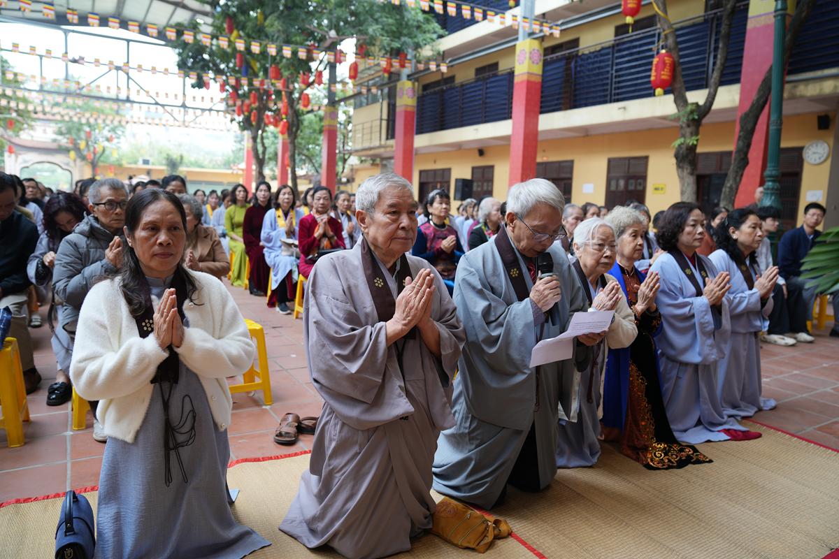 Đạo tràng Pháp Hoa trở về chùa Bằng lễ Phật, tri ân Hòa thượng Thích Bảo Nghiêm trong ngày đầu năm mới插图10