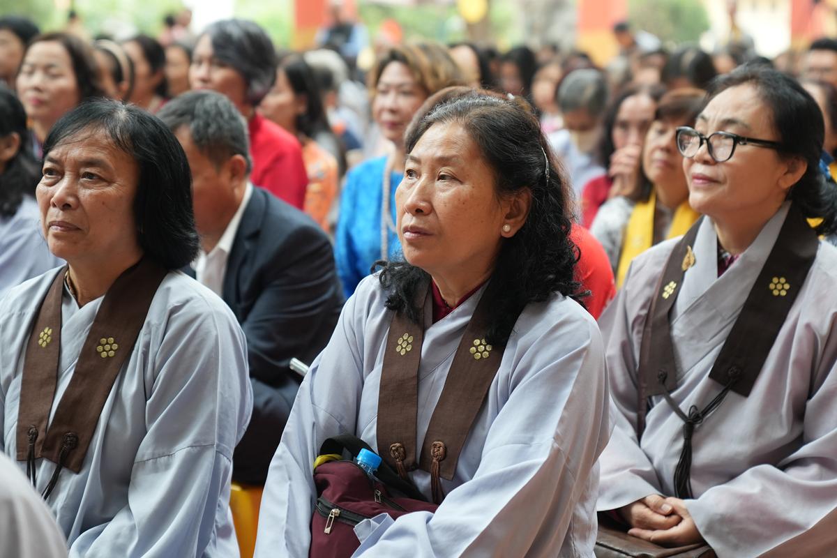 Đạo tràng Pháp Hoa trở về chùa Bằng lễ Phật, tri ân Hòa thượng Thích Bảo Nghiêm trong ngày đầu năm mới插图37