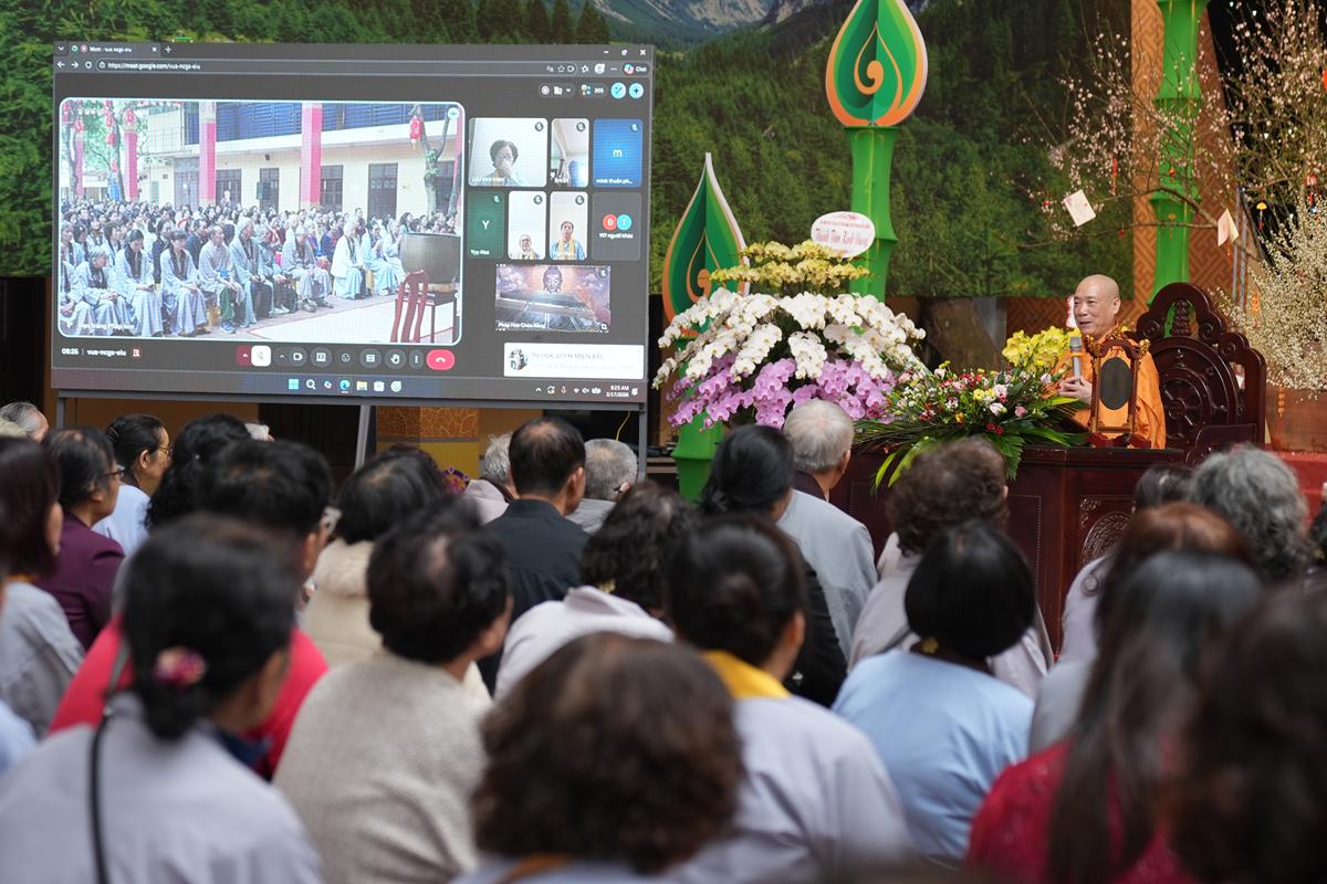 Đạo tràng Pháp Hoa trở về chùa Bằng lễ Phật, tri ân Hòa thượng Thích Bảo Nghiêm trong ngày đầu năm mới插图38