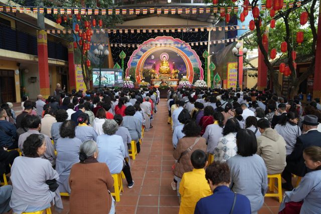 Đạo tràng Pháp Hoa trở về chùa Bằng lễ Phật, tri ân Hòa thượng Thích Bảo Nghiêm trong ngày đầu năm mới插图