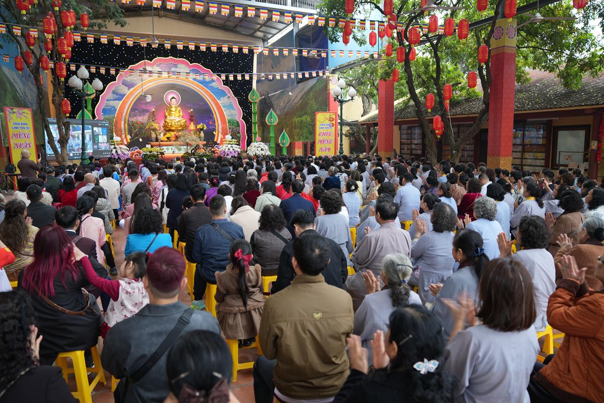 Đạo tràng Pháp Hoa trở về chùa Bằng lễ Phật, tri ân Hòa thượng Thích Bảo Nghiêm trong ngày đầu năm mới插图47