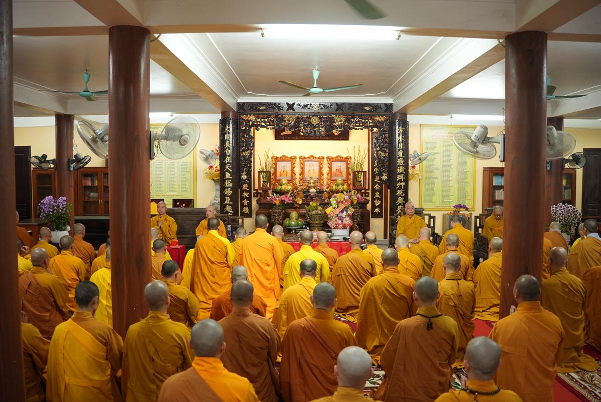 Hà Nội: Sơn môn Tổ đình Bồ Đề duy trì truyền thống họp mặt đầu xuân Bính Ngọ插图48 Hà Nội: Sơn môn Tổ đình Bồ Đề duy trì truyền thống họp mặt đầu xuân Bính Ngọ插图48