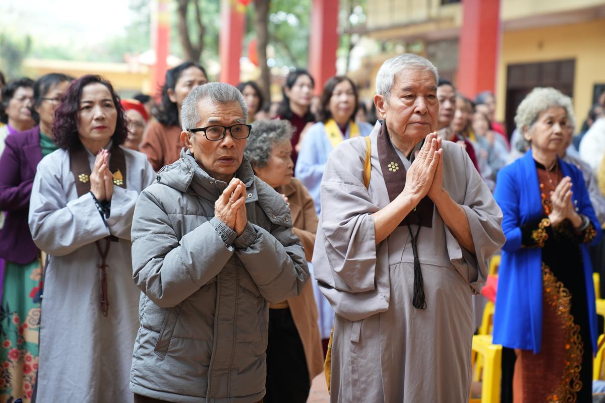 Đạo tràng Pháp Hoa trở về chùa Bằng lễ Phật, tri ân Hòa thượng Thích Bảo Nghiêm trong ngày đầu năm mới插图9