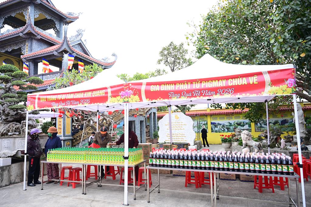 Hải Phòng: Ấm áp, nhộn nhịp phiên “Chợ Tết 0 đồng” tại chùa Kim Quang (Lũng Đông)插图19