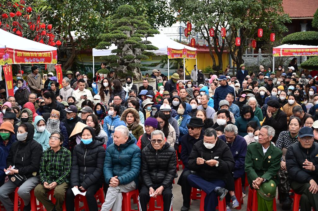 Hải Phòng: Ấm áp, nhộn nhịp phiên “Chợ Tết 0 đồng” tại chùa Kim Quang (Lũng Đông)插图33