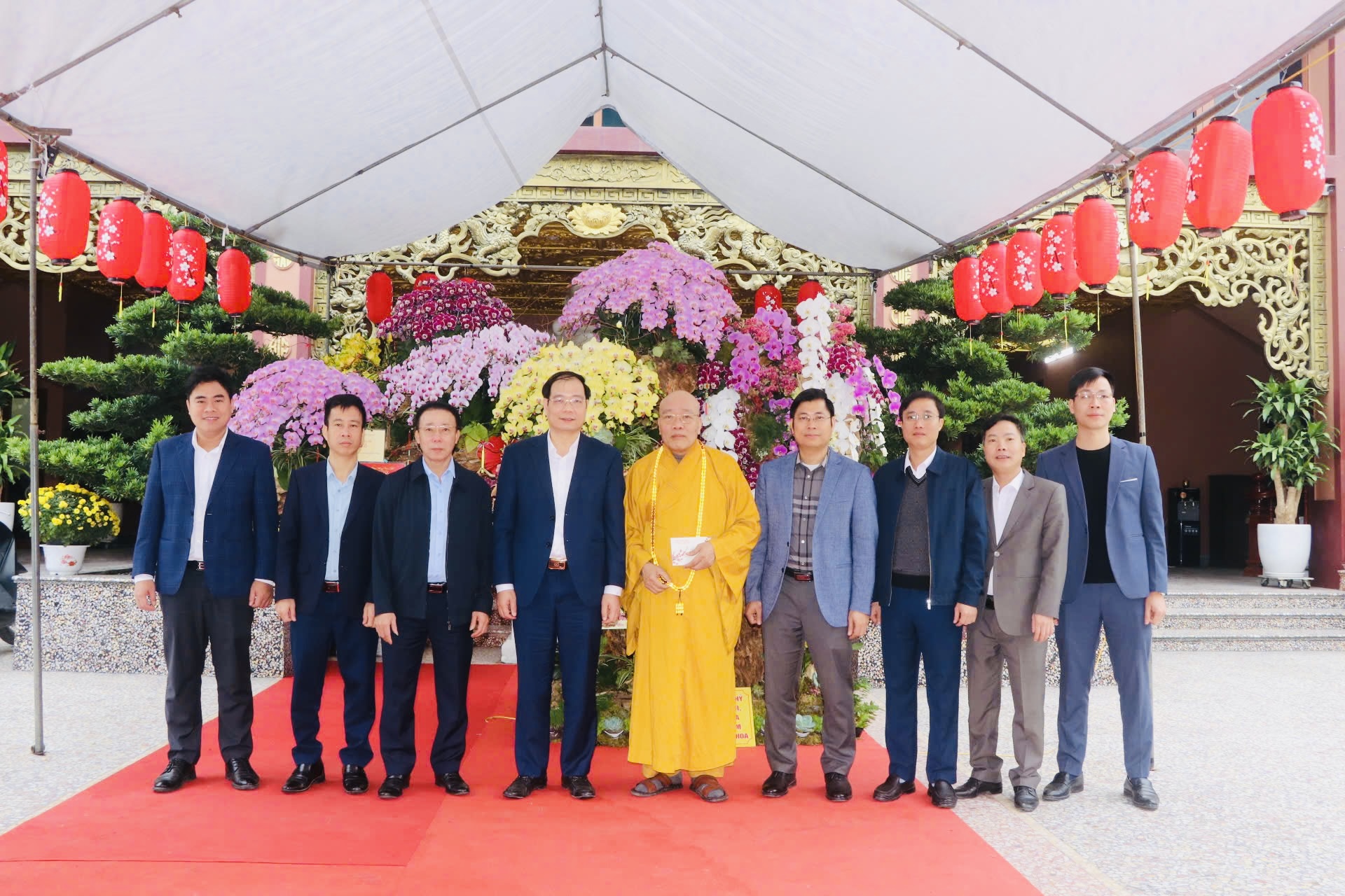 Hưng Yên: Sở Nội vụ tỉnh và cấp ủy, chính quyền, Ủy ban MTTQ VN phường Phố Hiến thăm, chúc Tết Ban Trị sự GHPGVN tỉnh插图8