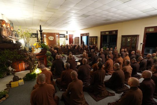 Ngày thứ ba tại khóa tu xuất sĩ nơi chùa Vạn Phúc – Nuôi dưỡng bồ đề tâm từ tình huynh đệ thiêng liêng