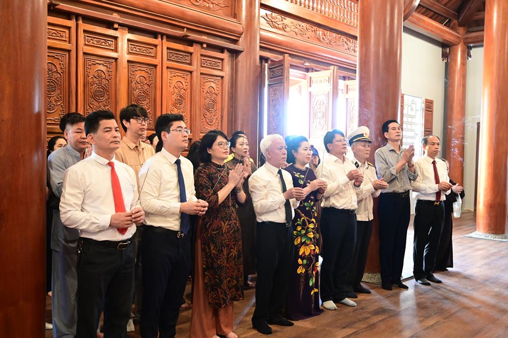 Hải Phòng: Khai mạc Đại lễ cầu siêu, tưởng niệm anh linh các Anh hùng Liệt sĩ tại Bến Tàu Không Số K15插图2