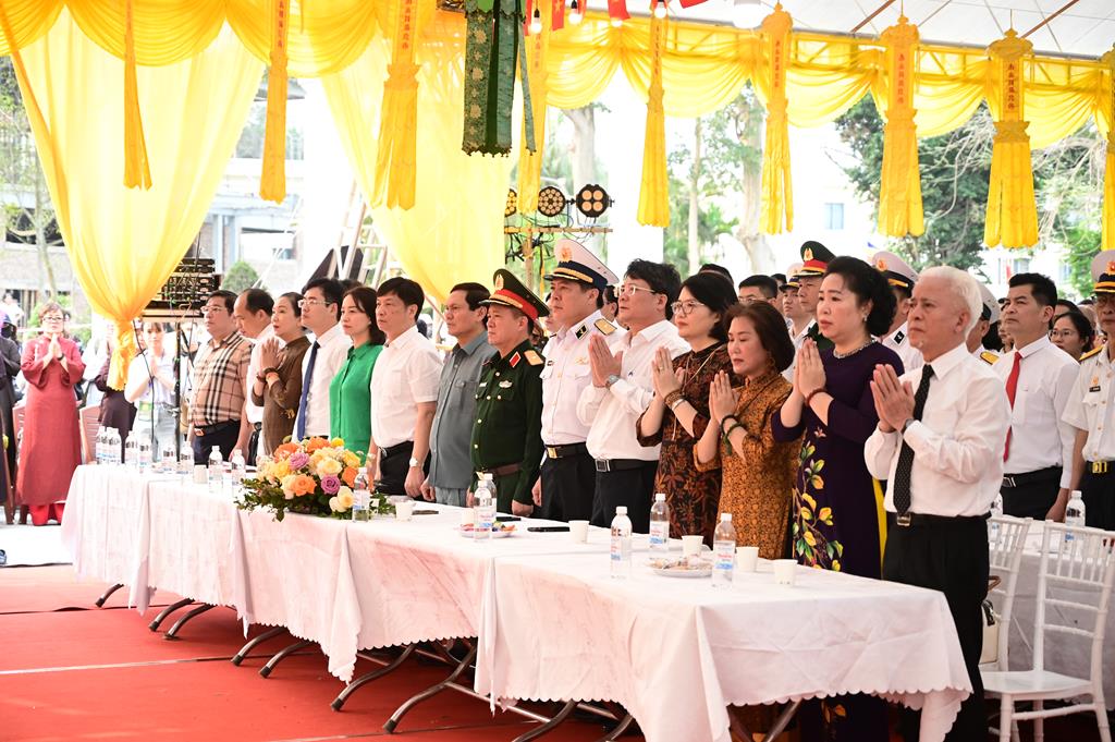 Hải Phòng: Khai mạc Đại lễ cầu siêu, tưởng niệm anh linh các Anh hùng Liệt sĩ tại Bến Tàu Không Số K15插图14