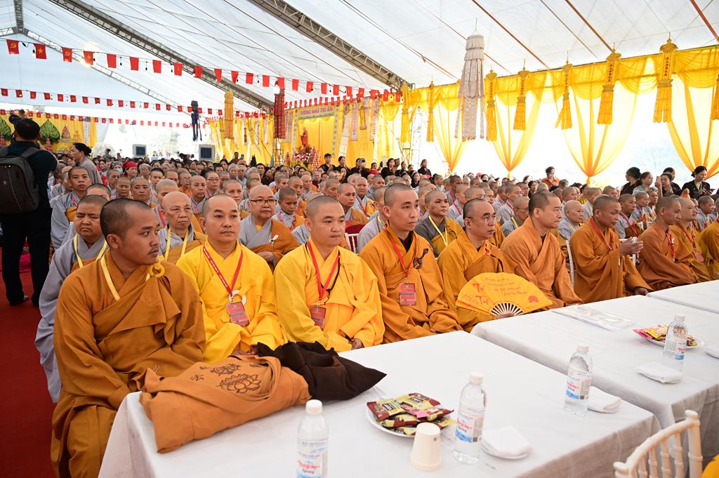 Hải Phòng: Khai mạc Đại lễ cầu siêu, tưởng niệm anh linh các Anh hùng Liệt sĩ tại Bến Tàu Không Số K15插图24