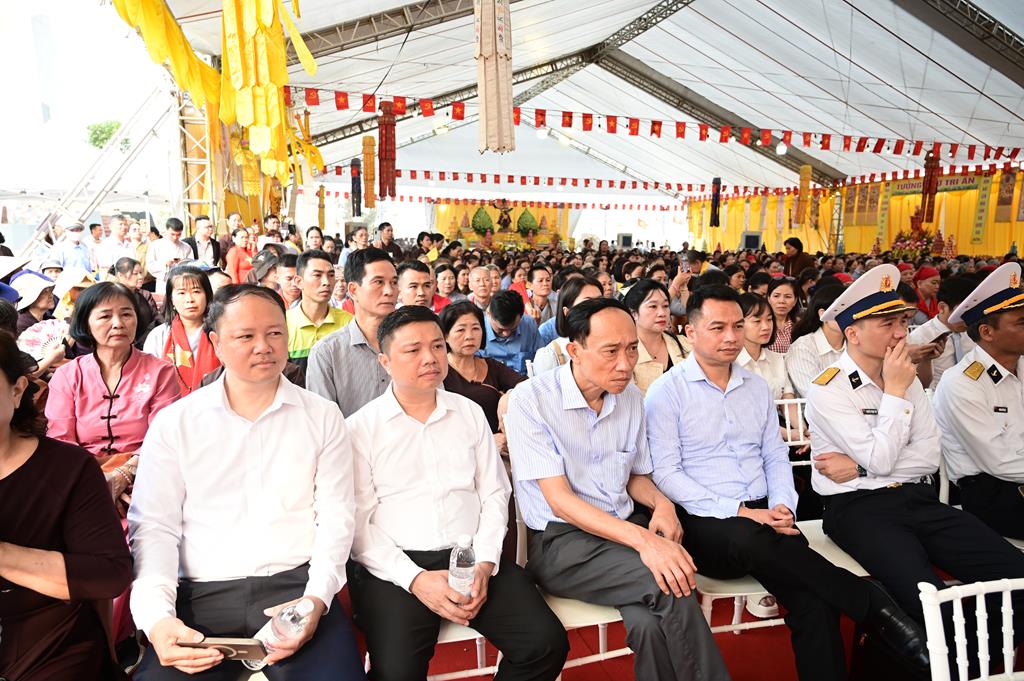 Hải Phòng: Khai mạc Đại lễ cầu siêu, tưởng niệm anh linh các Anh hùng Liệt sĩ tại Bến Tàu Không Số K15插图26