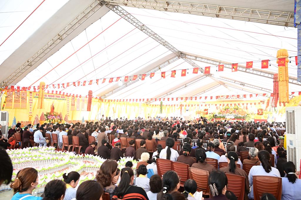 Hải Phòng: Khai mạc Đại lễ cầu siêu, tưởng niệm anh linh các Anh hùng Liệt sĩ tại Bến Tàu Không Số K15插图44