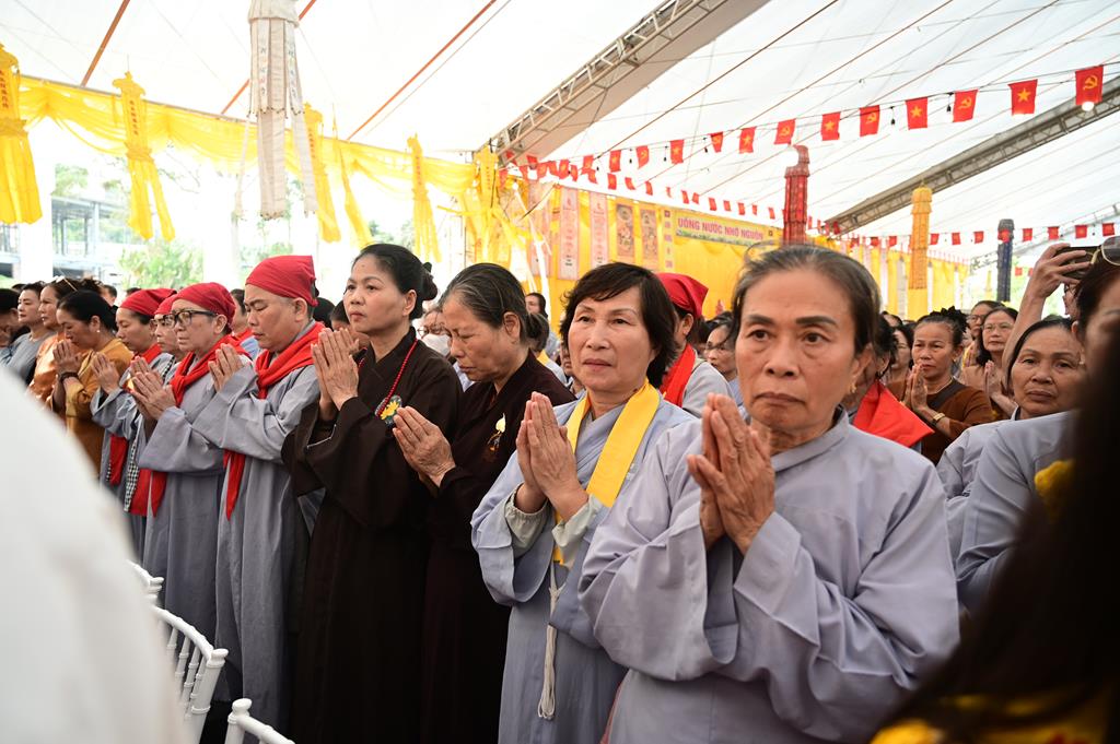 Hải Phòng: Khai mạc Đại lễ cầu siêu, tưởng niệm anh linh các Anh hùng Liệt sĩ tại Bến Tàu Không Số K15插图57