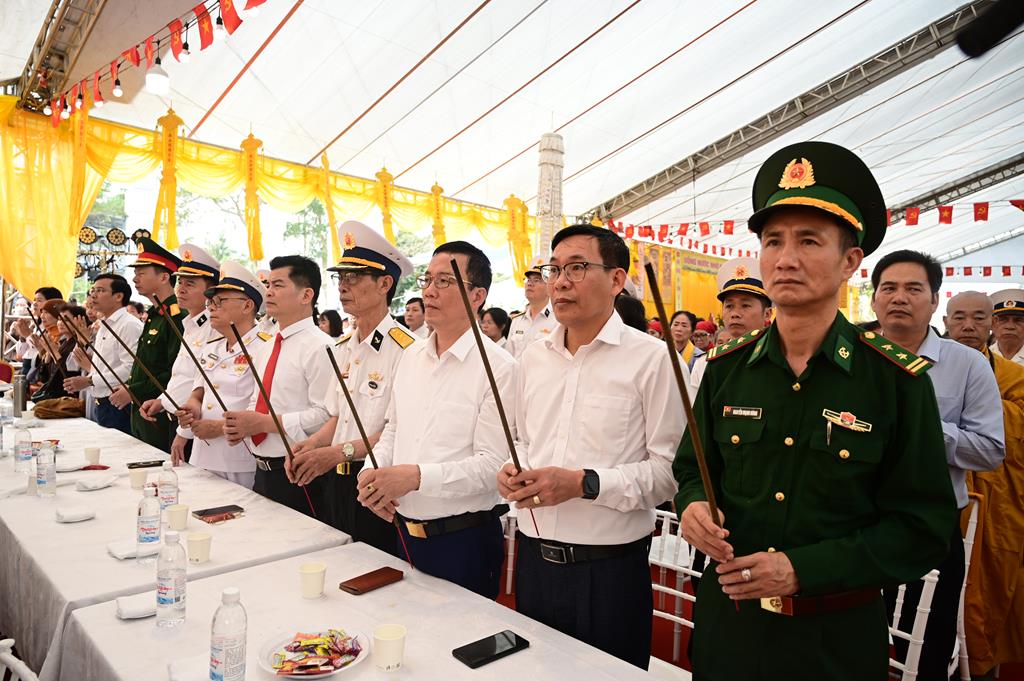 Hải Phòng: Khai mạc Đại lễ cầu siêu, tưởng niệm anh linh các Anh hùng Liệt sĩ tại Bến Tàu Không Số K15插图64