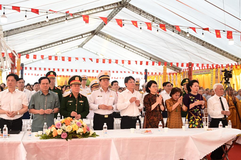 Hải Phòng: Khai mạc Đại lễ cầu siêu, tưởng niệm anh linh các Anh hùng Liệt sĩ tại Bến Tàu Không Số K15插图65