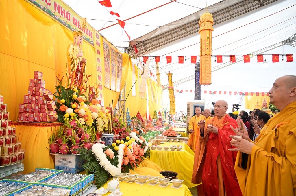 Hải Phòng: Khai mạc Đại lễ cầu siêu, tưởng niệm anh linh các Anh hùng Liệt sĩ tại Bến Tàu Không Số K15插图71